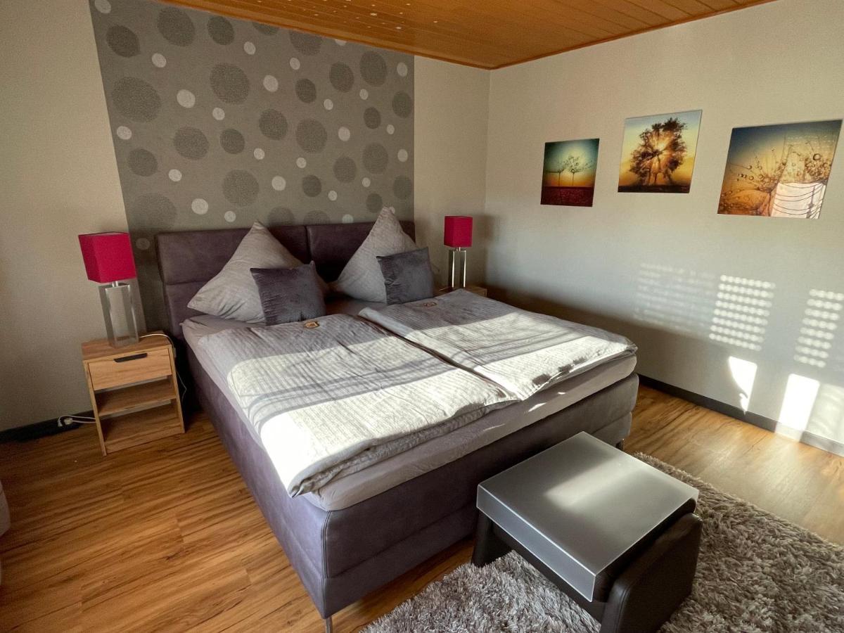 Ferienwohnung Hansen Beuren  エクステリア 写真