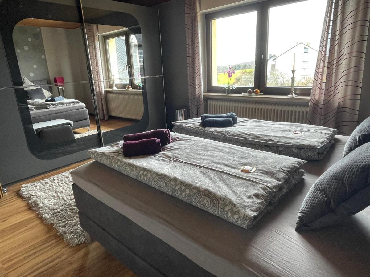 Ferienwohnung Hansen Beuren  エクステリア 写真