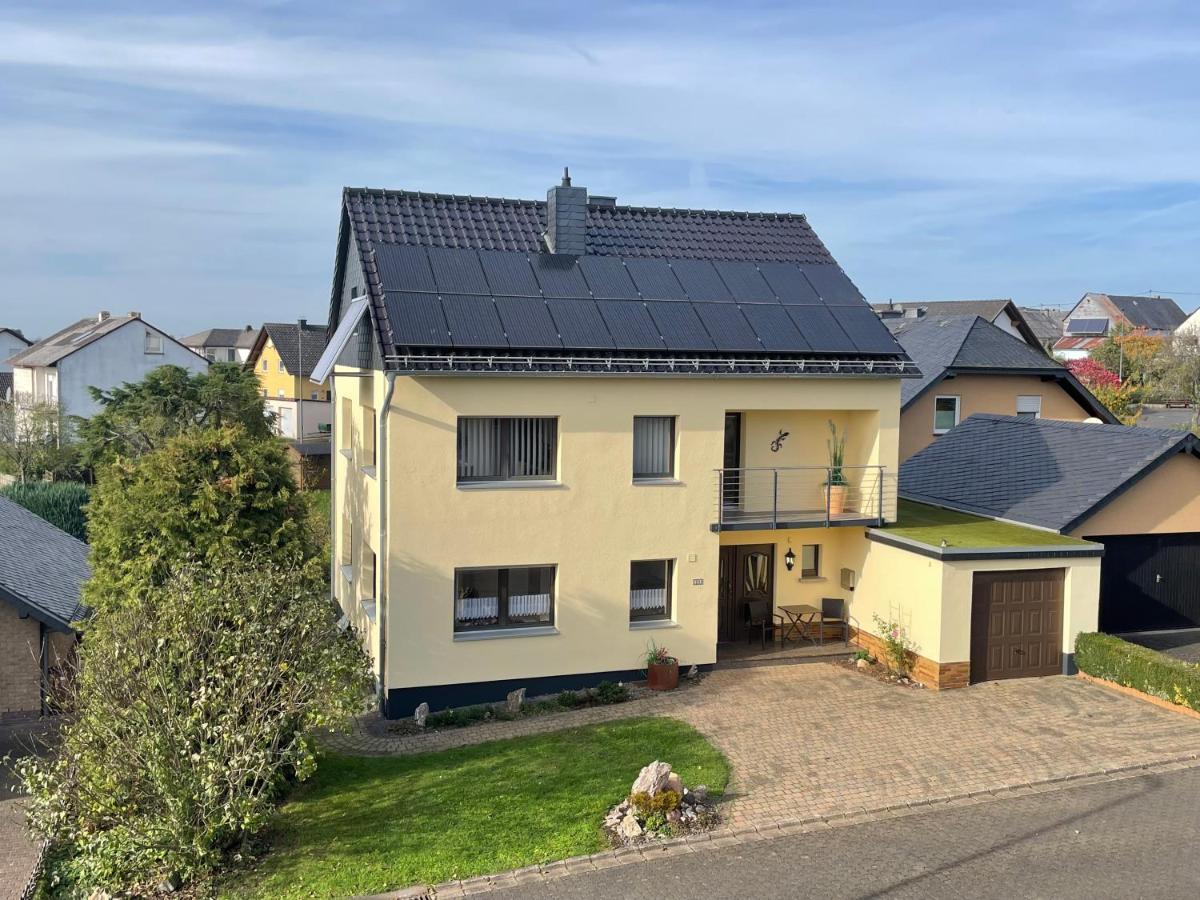 Ferienwohnung Hansen Beuren  エクステリア 写真